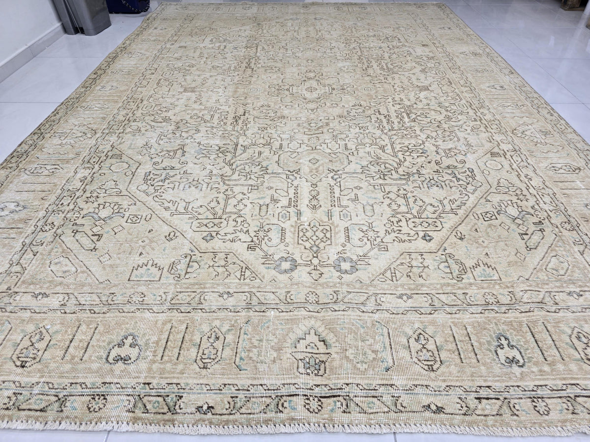 Oushak Rug 8x11, Faded Oatmeal Beige Turkish Area Rug with Soft Blue Accents, Hand Knotted Wool Carpet for Dining Room, Bedroom