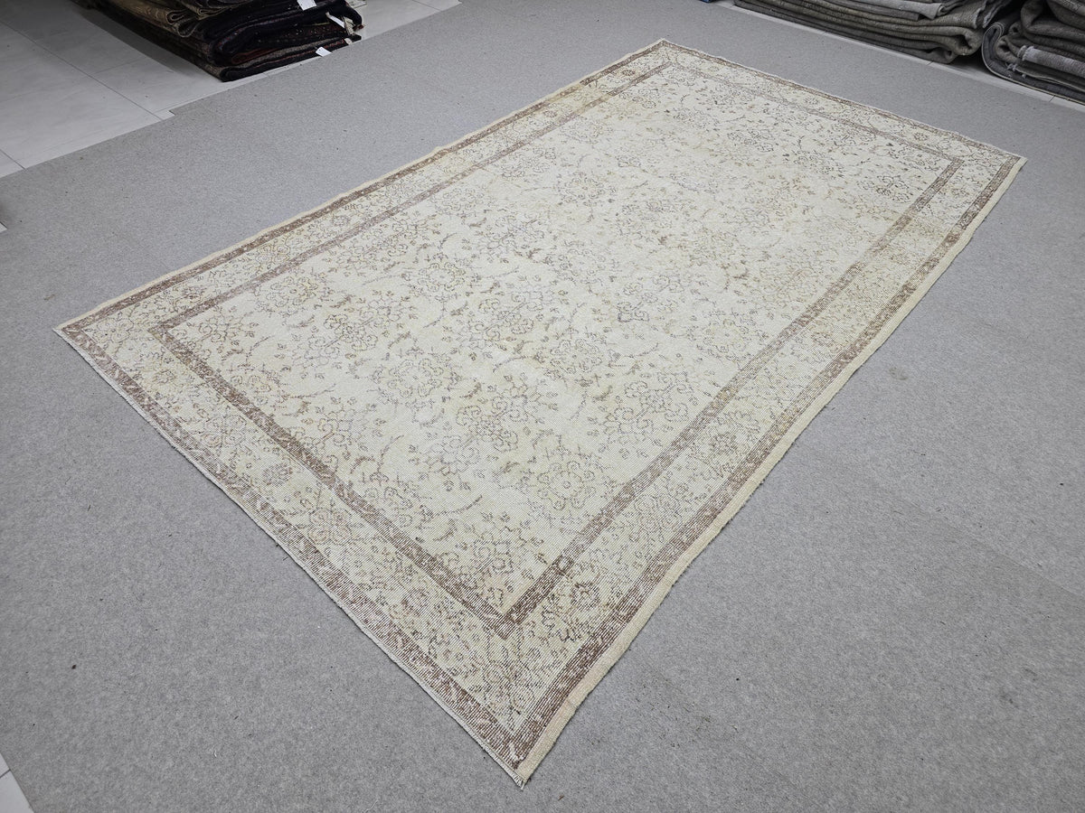 Vintage Rug 6x10, Cream Brown Floral Handknotted Wool Carpet, Muted Oushak Style Neutral Turkish Area Rug for Bedroom Scandinavian Decor