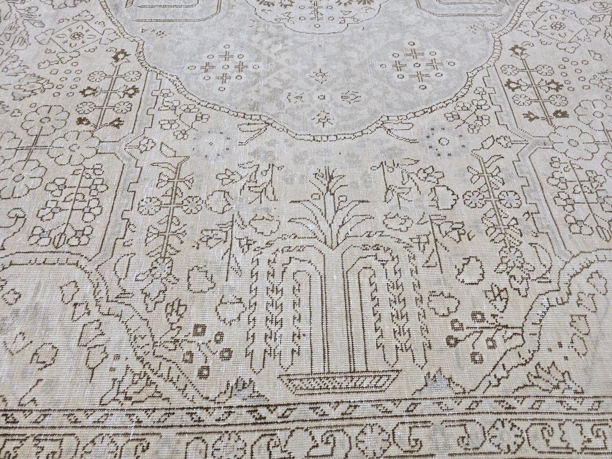 Oushak Rug 9x12, Muted Beige Cream Vintage Turkish Area Rug, Medallion Floral Wool Rug for Living Room