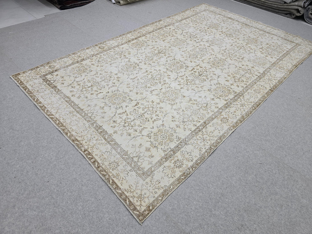 Oushak Rug 6x10 Vintage Turkish Handwoven Beige Cream Neutral Distressed Wool Area Carpet 191x317 cm