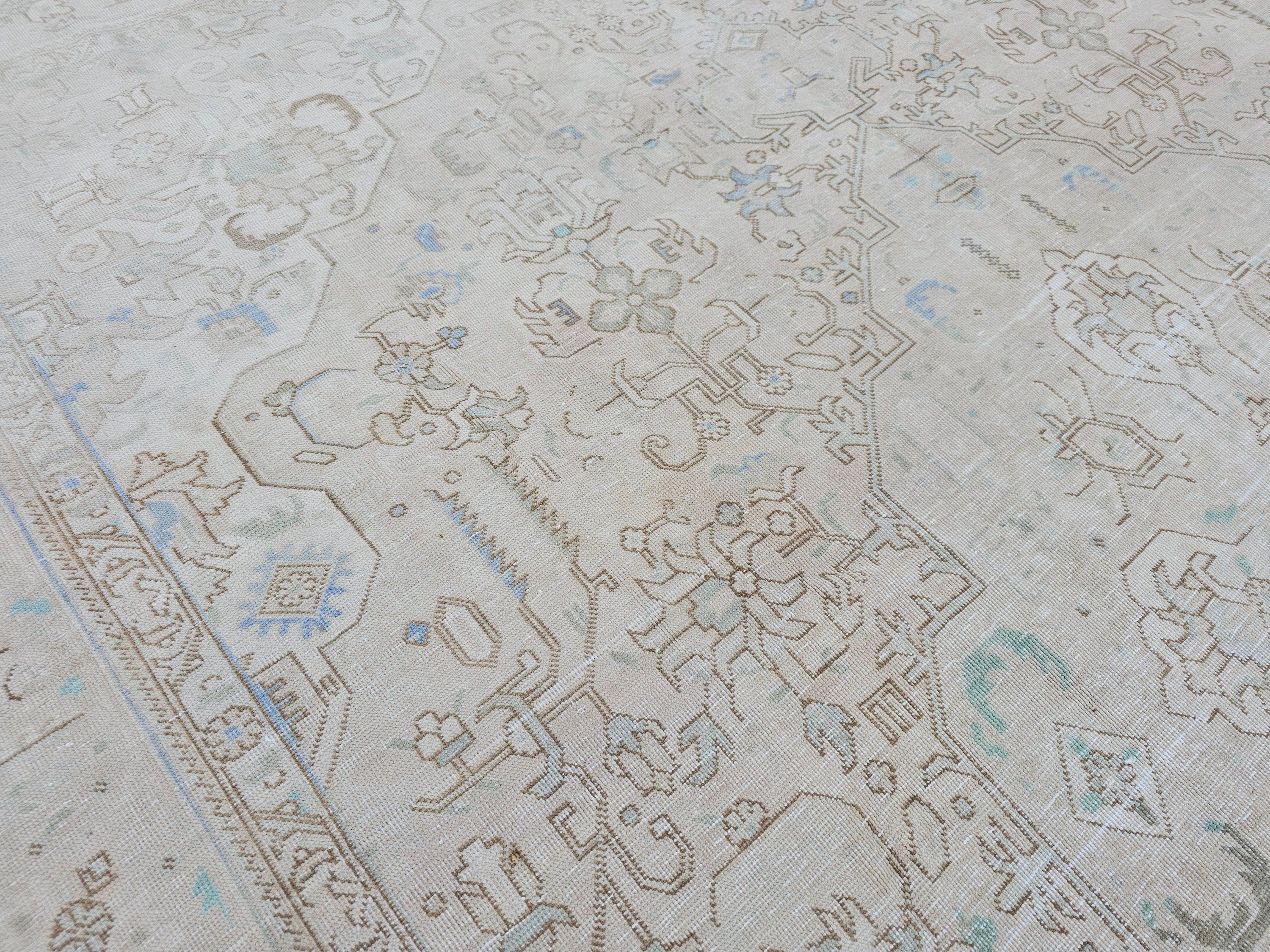 9x12 Vintage Neutral area Rug for Livingroom - High Quality Wool Oushak Area Rug - Handmade Turkish Area Rug for Bedroom