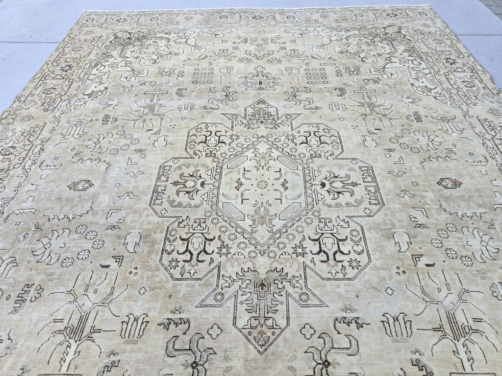 Oushak Rug 10x13, Vintage Hand Knotted Wool Turkish Rug, Ivory Olive Green Medallion Area Rug for Living Room, Large Antique Carpet