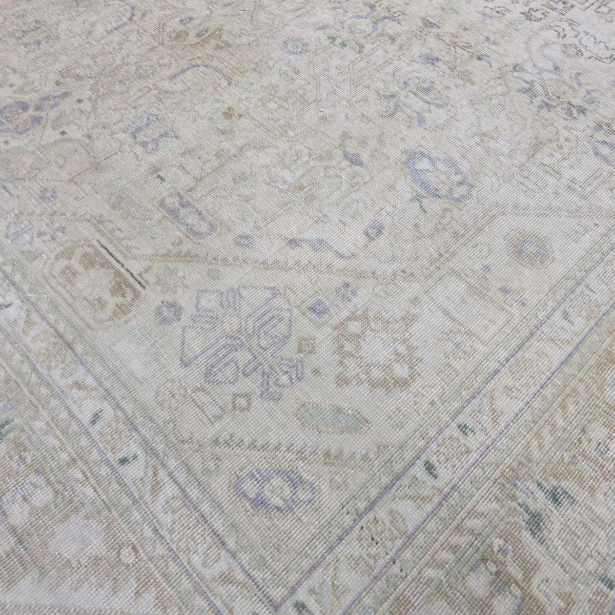 8x11 Vintage Oushak Rug: Neutral Anatolian Wool Carpet
