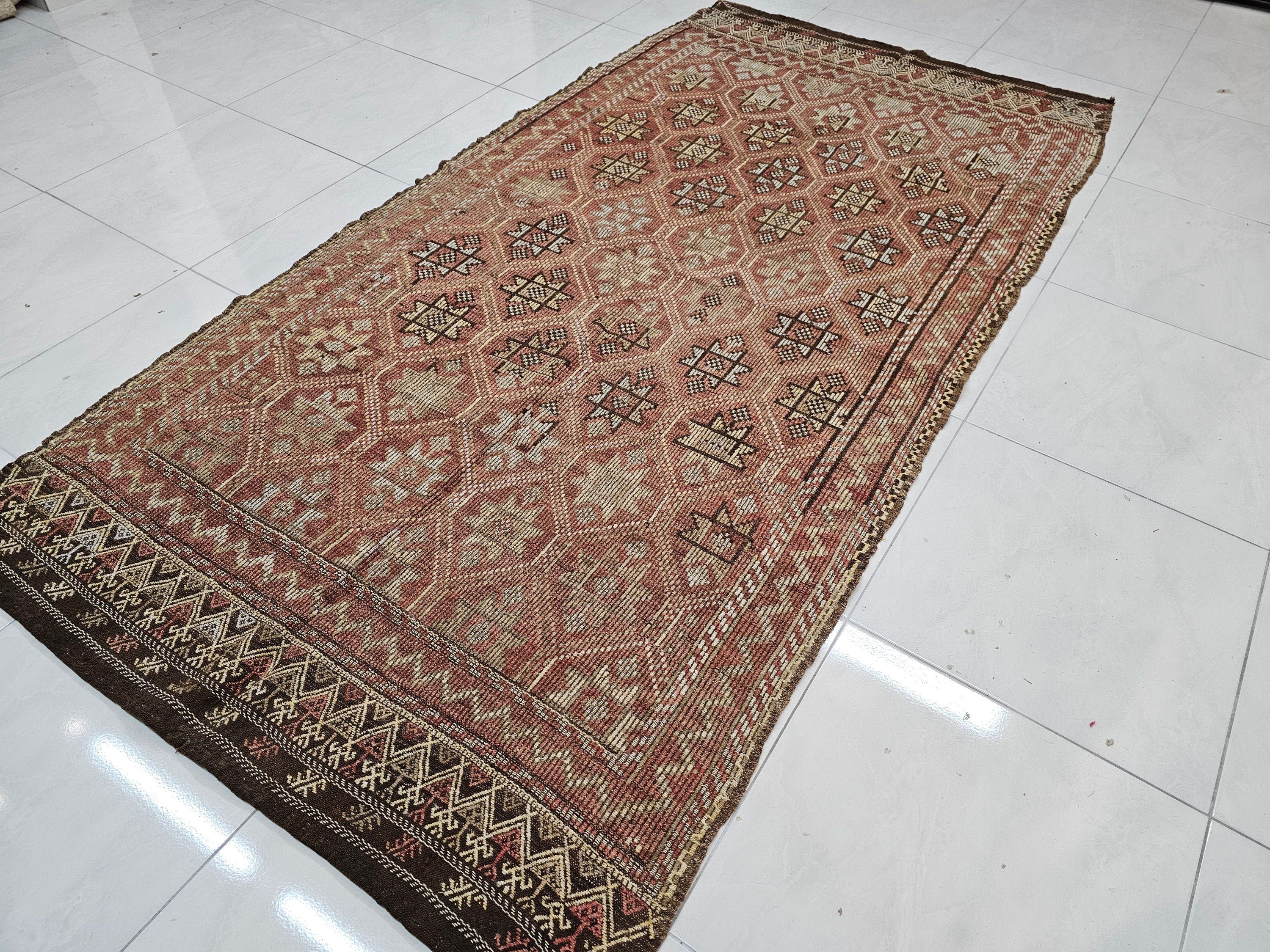 Hand Knotted Wool Turkish Rug: Vintage Bohemian Kilim (5.10x9.90 ft)