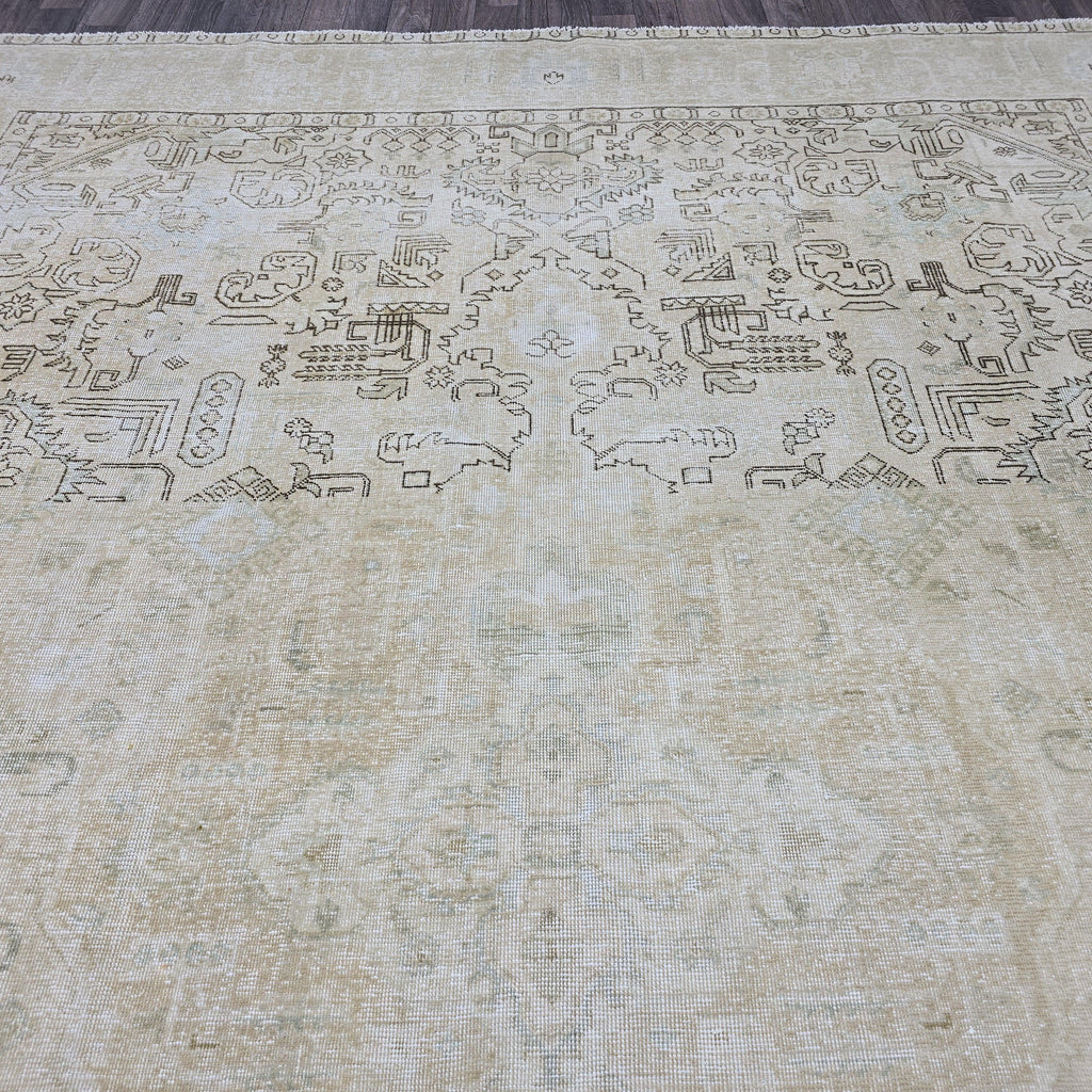 Antique 9x12 Oushak Area Rug : Neutral Hand Knotted Wool Turkish Rug for bedroom and livingroom