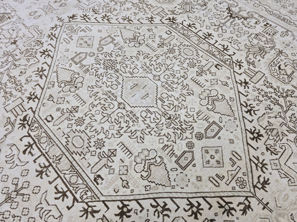 8x11 ft Neutral Oushak Rug: Hand-Knotted Wool Vintage Carpet