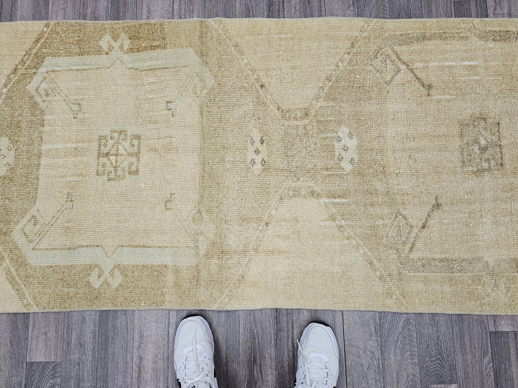 Vintage Oushak Wool Runner: Hand-Knotted Turkish Rug (2.95x13.35 ft)