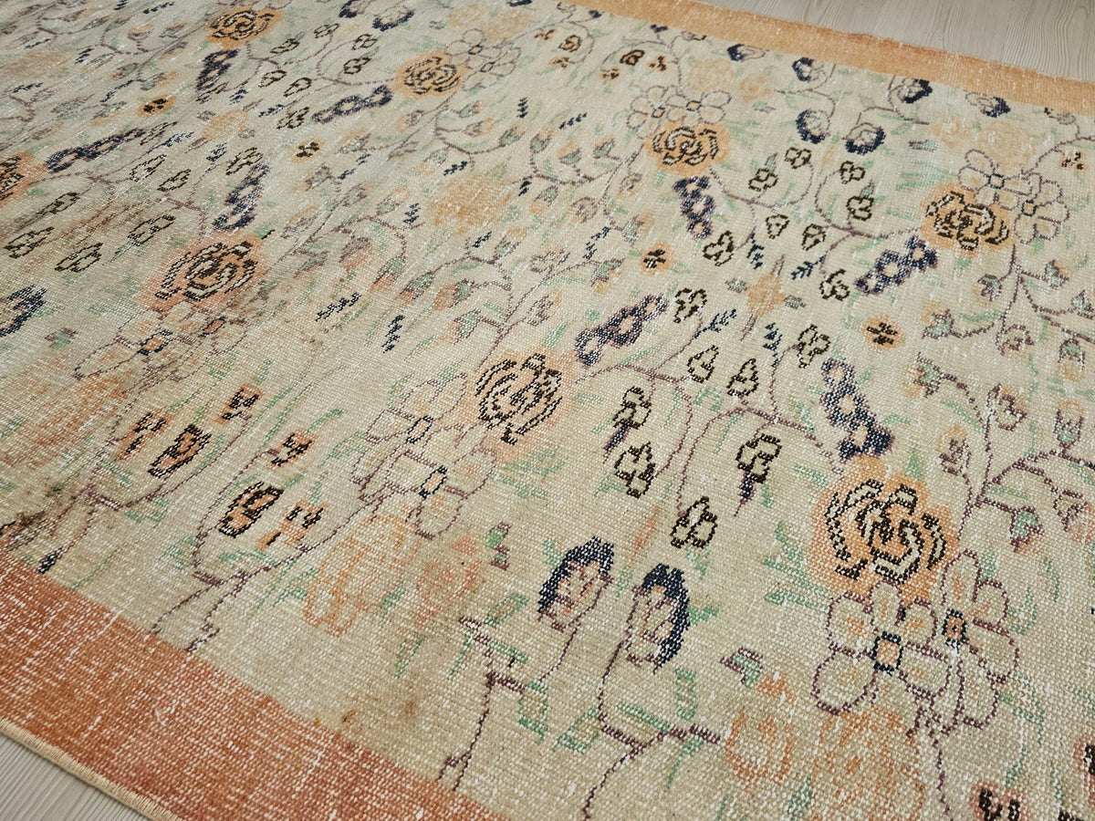 5x8 Handmade Wool Turkish Accent Rug