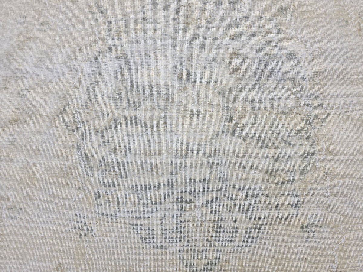 Neutral Floral Design Rug, 7.55 x 10.65 feet, HandWoven Wool Rug, 8 by 11 Area Rug, Turkish Rug for Home Decor, Antique Oushak Rug, Boho Rug