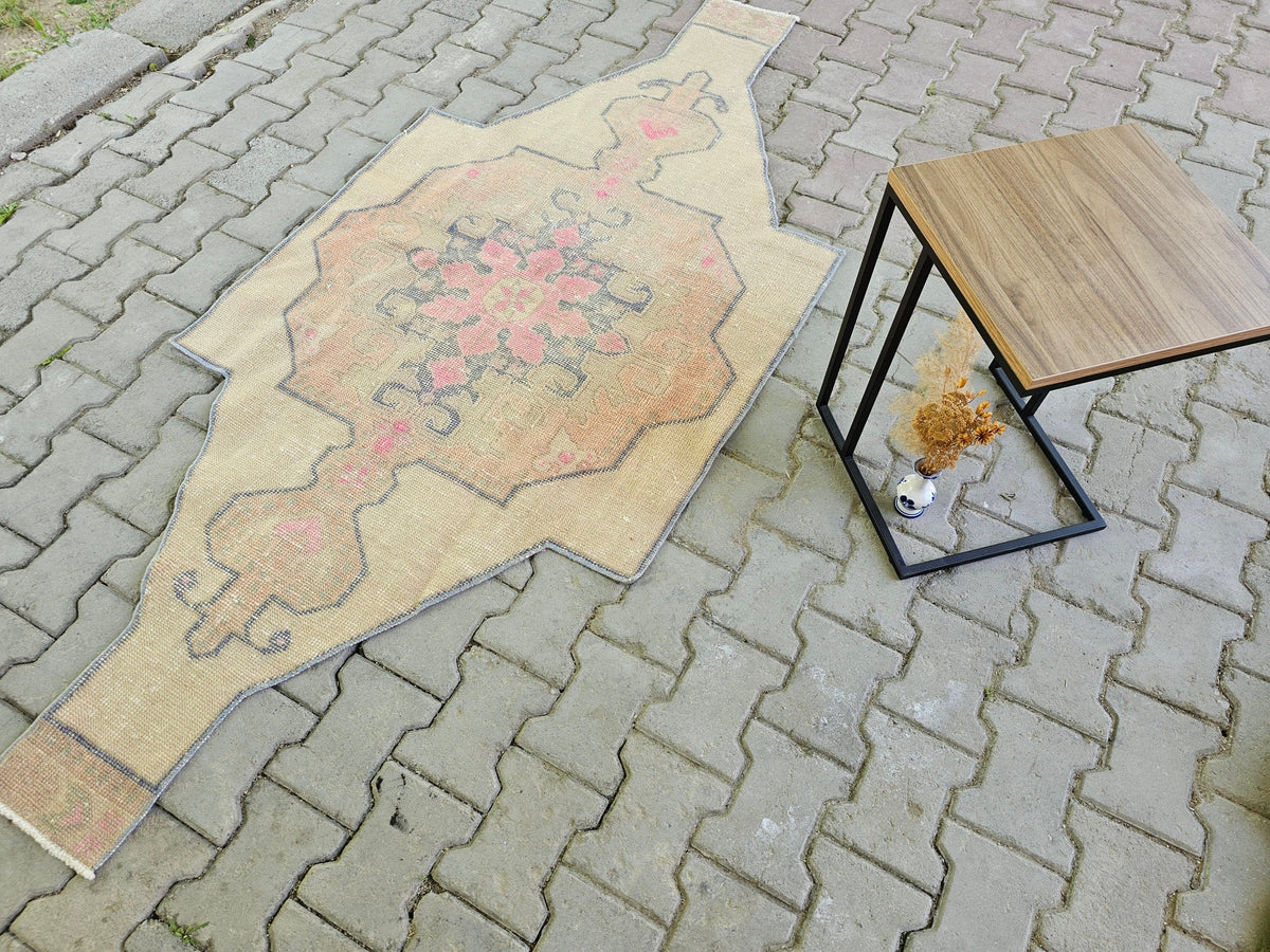 Vintage Geometric Turkish Rug: Hand-Knotted Wool Oushak Rug (3.3 x 7.5 ft)