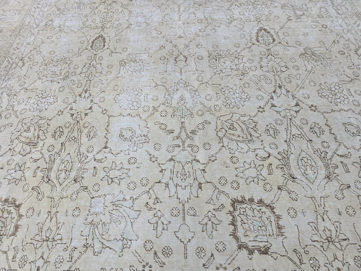10x13 Classic Muted Vintage Area Rug/ Handmade Wool Oushak rug Beige Brown