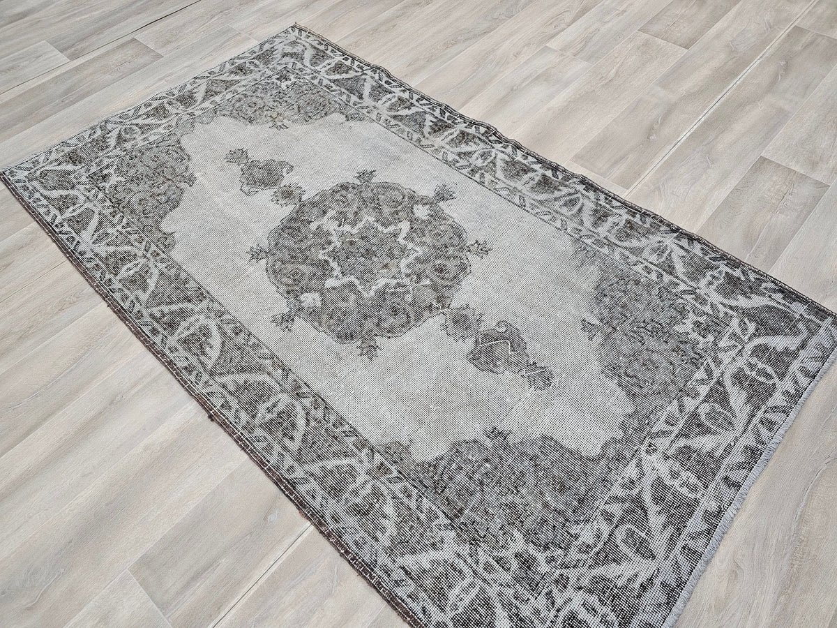 3'9'' x 6'8" Vintage Turkish Rug , HandKnotted Wool Oushak Carpet Gray and Black