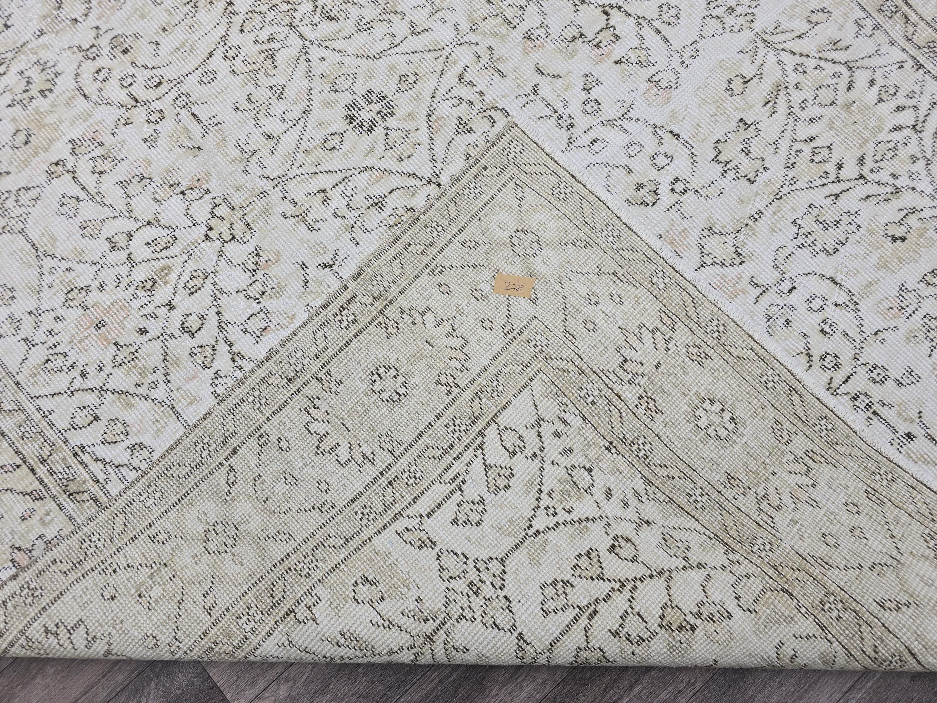 Vintage Turkish Oushak Rug 5x9: Handknotted Wool Floral Carpet