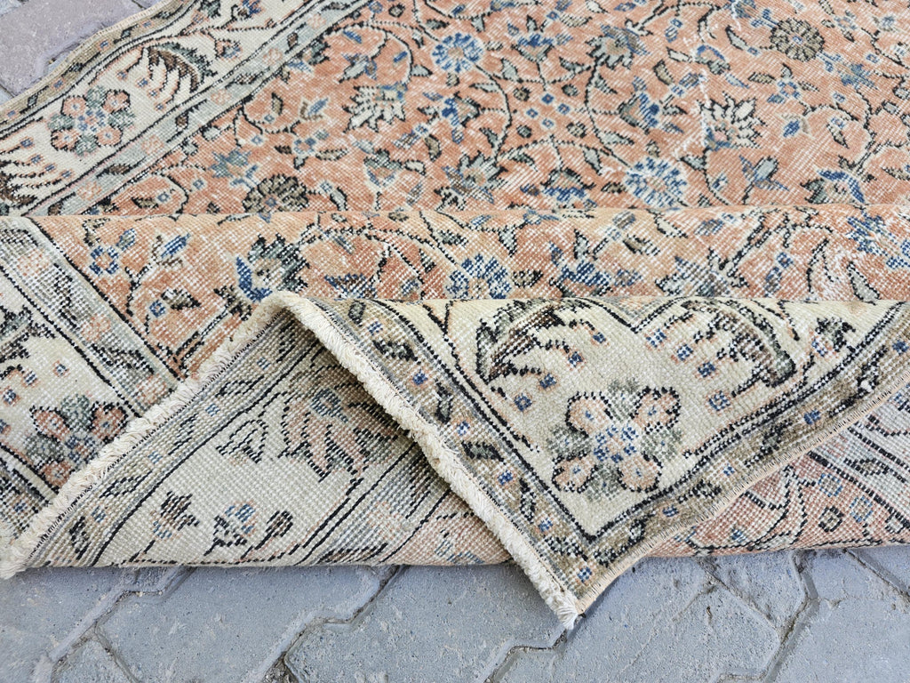 Handmade Wool Oushak Rug 5x9: Vintage Turkish Floral Rug