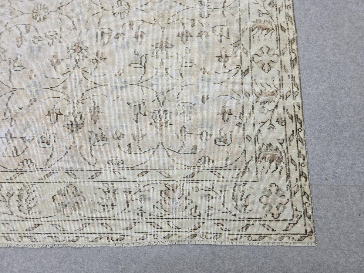 Vintage Rug 6x10 Neutral Beige Floral, Hand Knotted Turkish Area Carpet for Living Room Decor