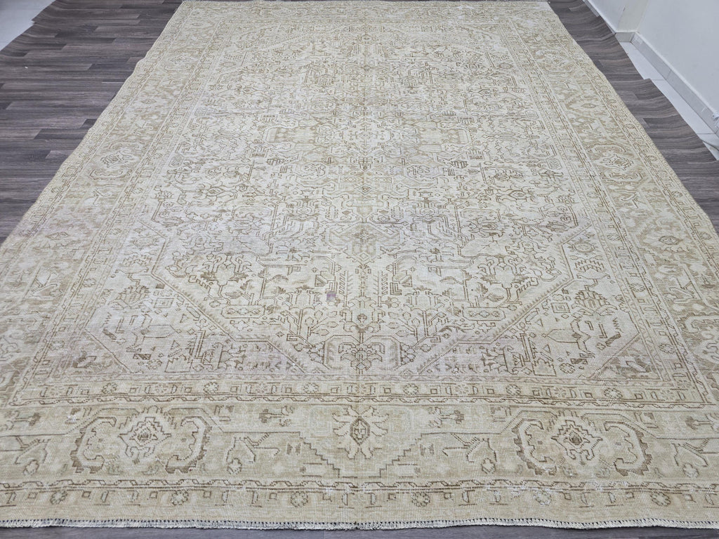 9x12 Oversize Vintage Area Rug/ Hand Knotted Wool Oushak Rug/ Beige Cream Turkish Rug/ Large Neutral Area Rug Geometric