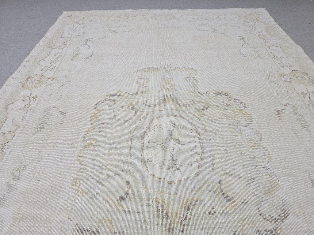 Vintage Anatolian Rug 6x10 Handwoven Cream Beige Neutral Oriental Wool Area Carpet 191x306 cm