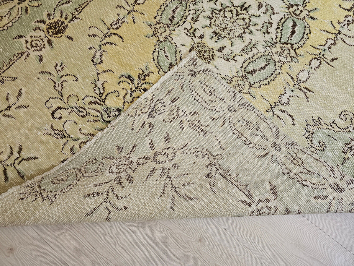 6x8 Vintage Turkish Isparta Rug HandKnotted //5.60x8.20 feet