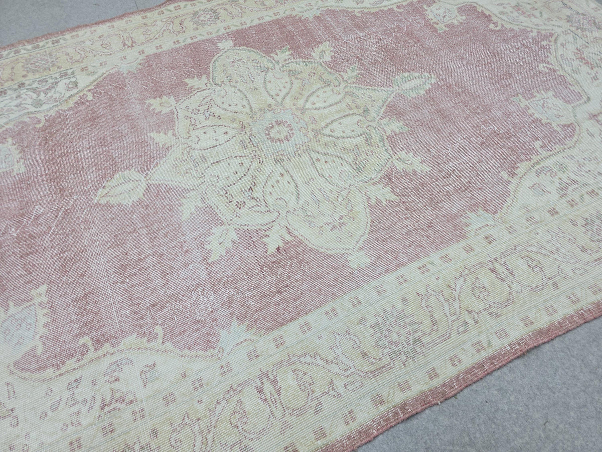 Oushak Rug 6x10, Muted Pink Cream Medallion Vintage Turkish Carpet, Handknotted Wool Area Rug for Living Room Shabby Chic Home Decor