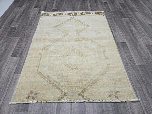 3x4 Neutral Oushak Turkish doormat, wool Vintage Bathmat, Small Turkish Rug