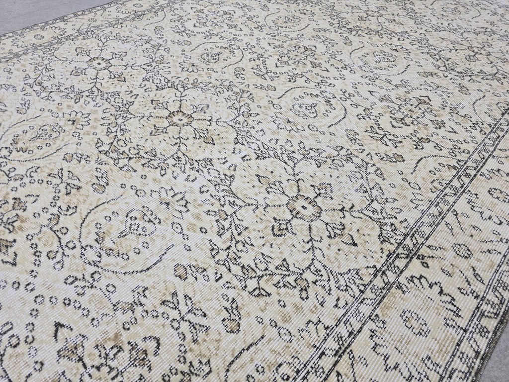 Turkish Rug 6x10, Vintage Wool Area Rug, Cream Beige Floral Carpet for Living Room, Muted Neutral Handknotted Rug
