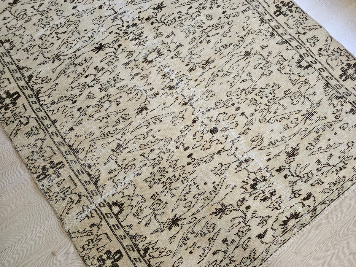 5x8 Vintage Turkish Rug: Neutral Floral Handmade Wool Entry Rug