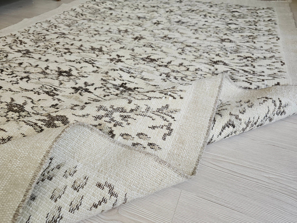 5x8 Vintage Neutral Handmade Turkish Rug //4.80x8.10 feet