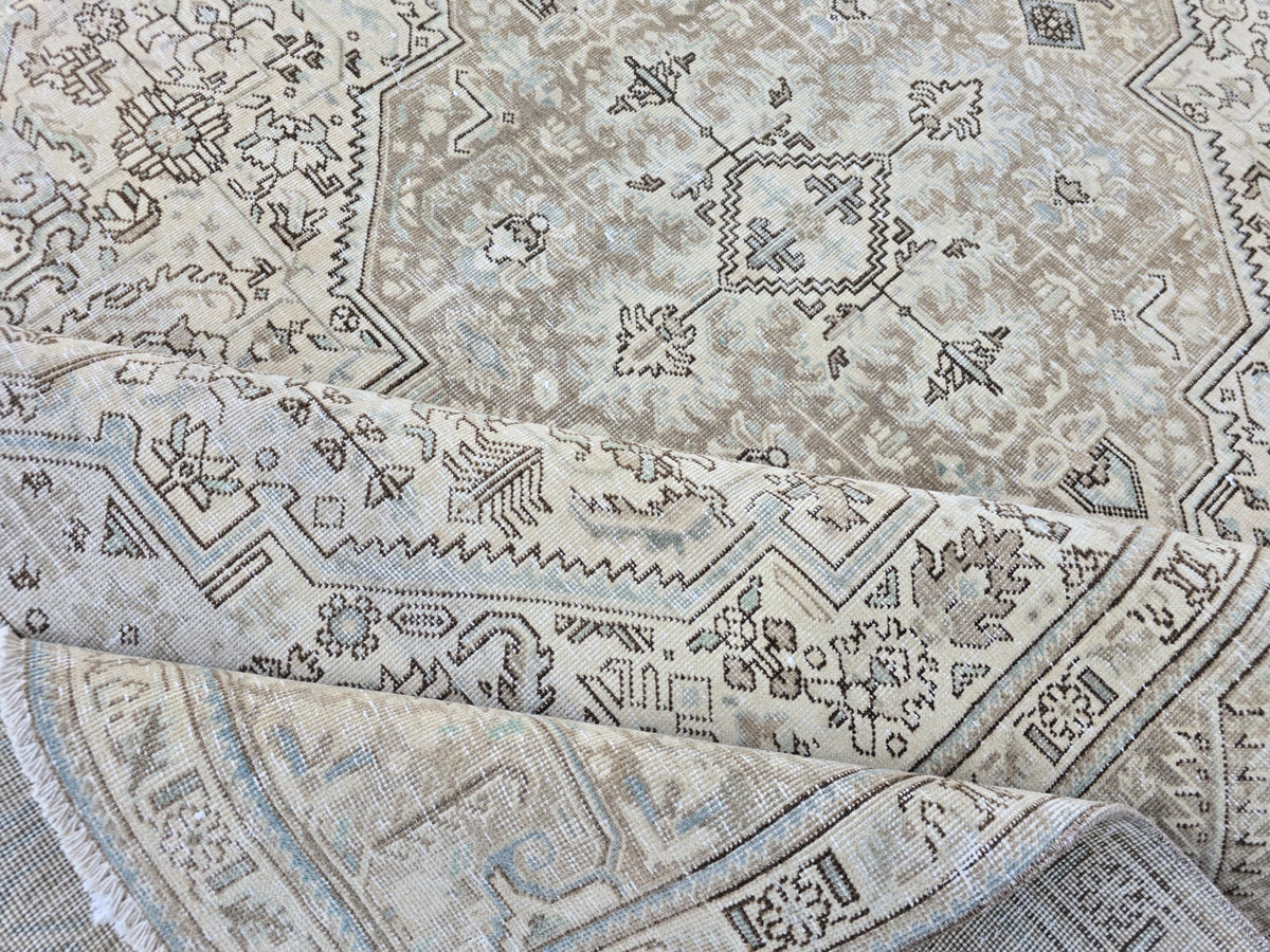 Oushak Rug 8x11, Neutral Vintage Turkish Rug, Beige Wool Area Rug for Living Room, Muted Medallion Rug, Boho Bedroom and Office Decor