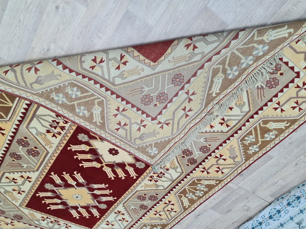 Hand Knotted Wool Oushak Rug: 6x9 Vintage Turkish Carpet