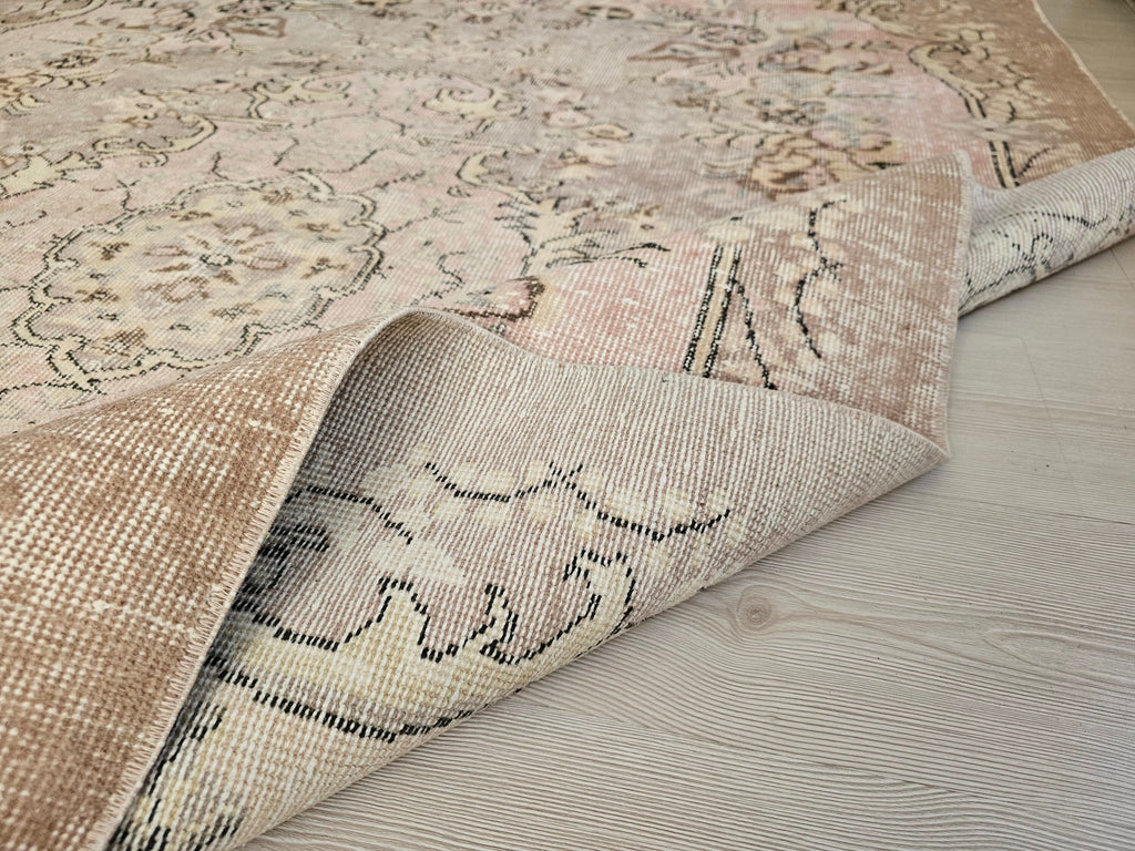 Handknotted 6x9 Oushak Rug: Pink Vintage Turkish Wool Carpet