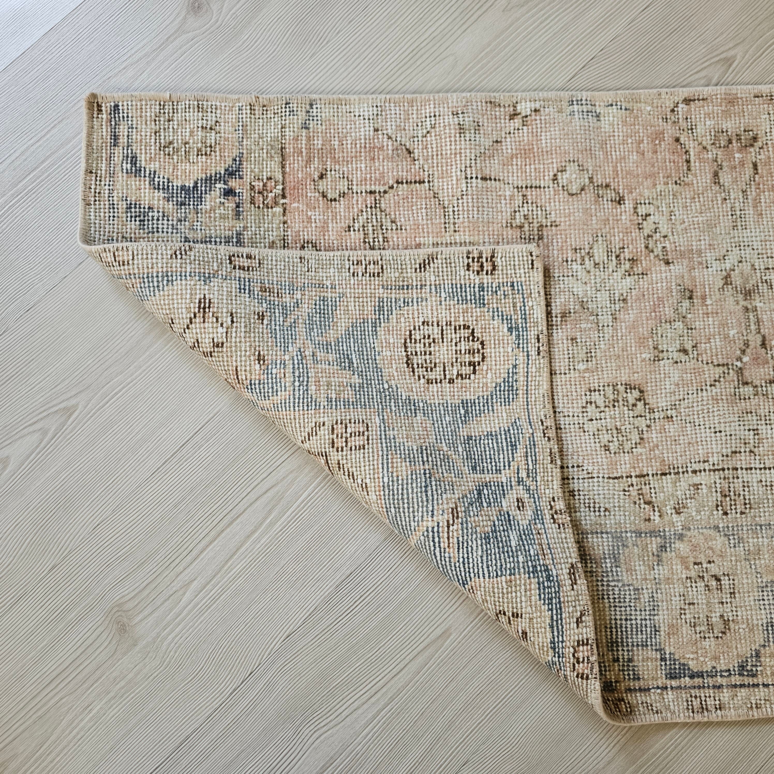 2x2.75 feet Floral Vintage Turkish Wool Doormat - Mini Oushak Rug