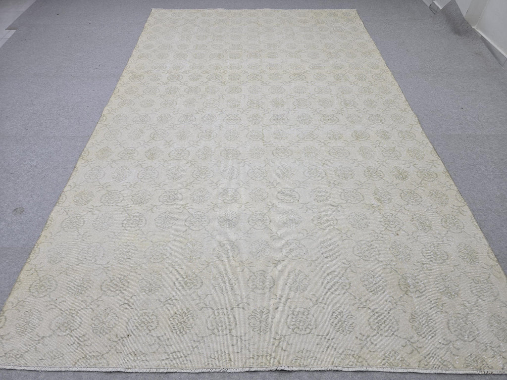 7x11 Vintage Turkish Oushak Rug, Handknotted Ivory Floral Wool Carpet
