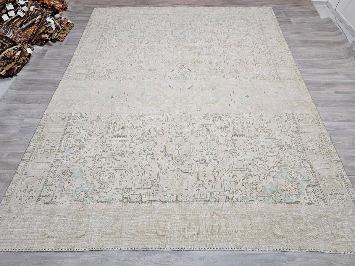 9x12 Neutral Area Rug/ Oversize Vintage Carpet for Livingroom and Bedroom Handmade  //9.50x12.15 feet