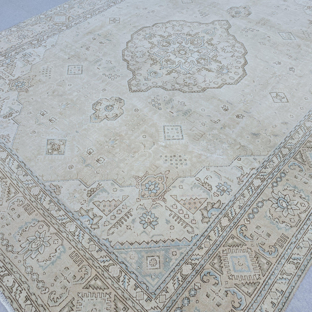 9x12 Oushak Rug: Neutral Turkish Oversize Carpet (9.50x12.30 ft) Vintage