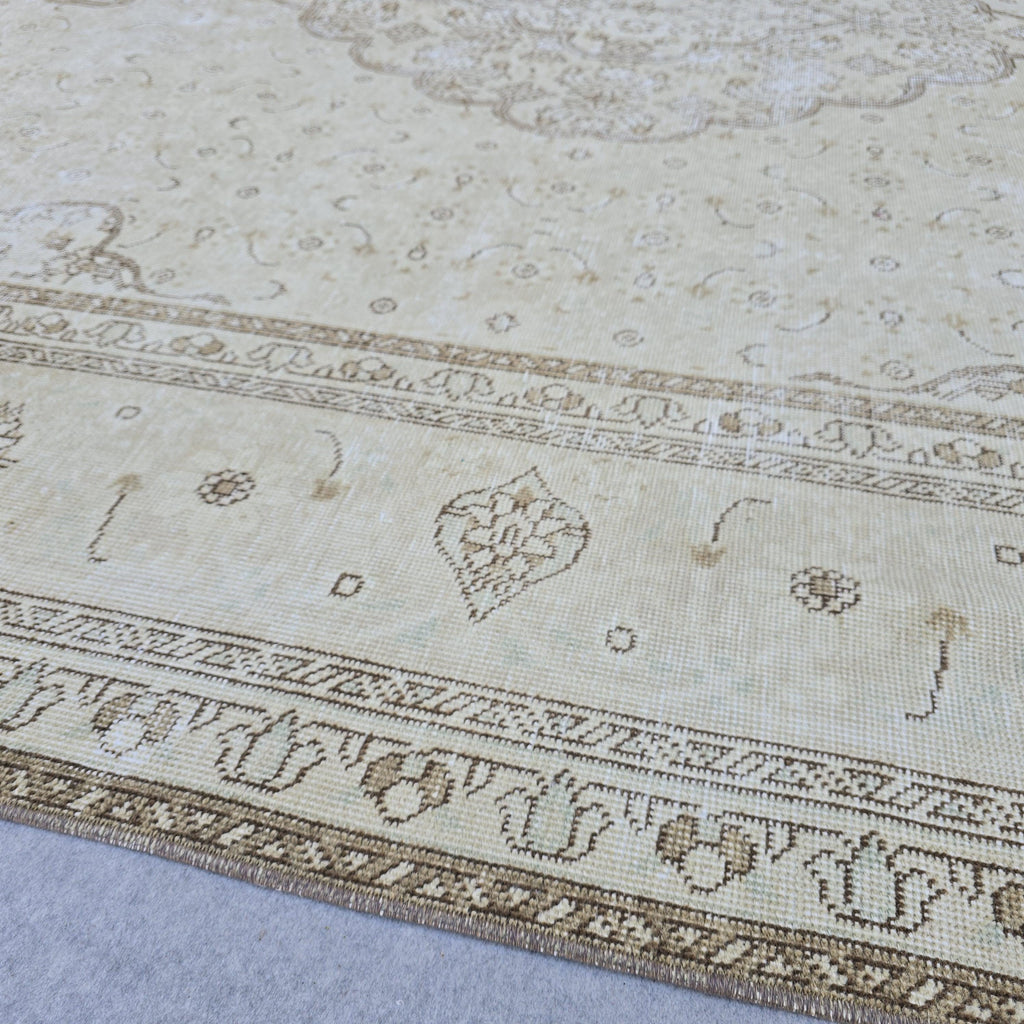 Turkish Rug 9x12 | Large Medallion Area Rug | Hand Knotted Neutral Oushak area rug