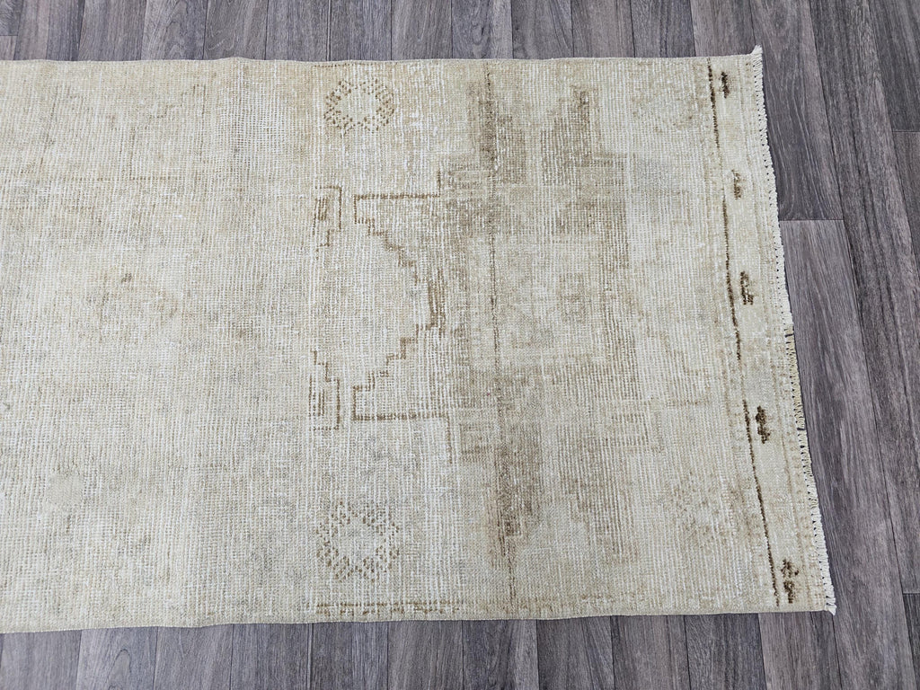 Neutral Vintage Wool Runner: Hand-Knotted Anatolian Oushak Rug (2.80x11.55 ft)