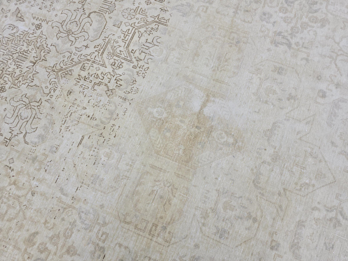 9x12 Vintage Oushak Rug: Handmade Neutral Turkish Area Carpet (9.45x12.85 ft)
