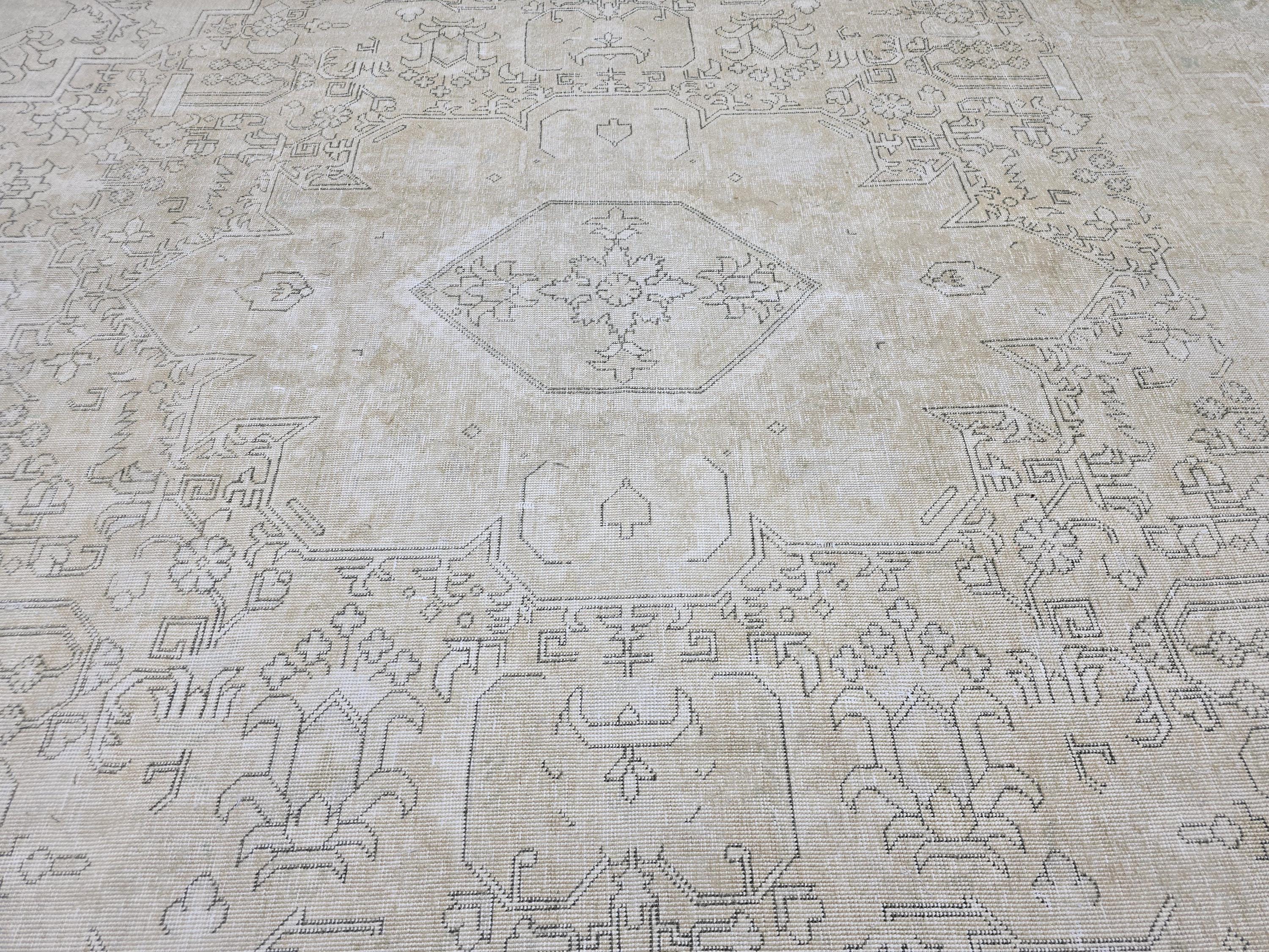 Oversized Oushak Rug 9x12: Hand-Knotted Neutral Vintage Area Rug
