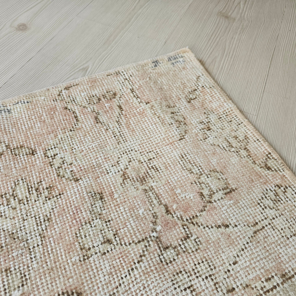 2x2.75 feet Floral Vintage Turkish Wool Doormat - Mini Oushak Rug