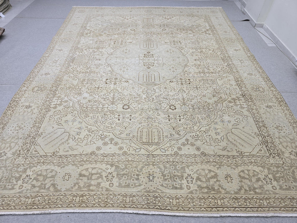 Oushak Rug 9x12, Muted Beige Cream Vintage Turkish Area Rug, Medallion Floral Wool Rug for Living Room