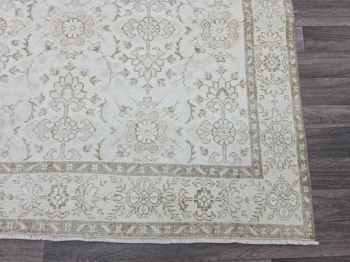 Vintage Turkish Oushak Rug 6x10: Handknotted Wool Floral Carpet