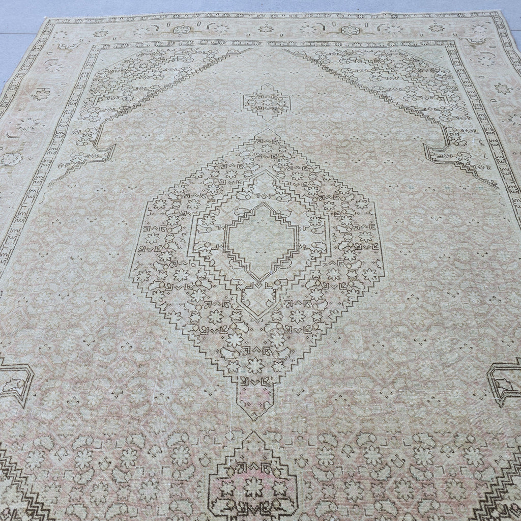 8x11 feet Neutral Turkish Oushak Area Rug Cream Pink Wool Handmade