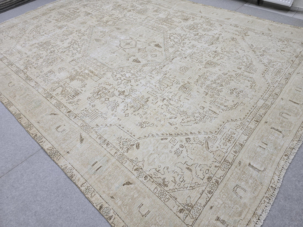 Oushak Rug 9x13, Muted Cream Beige Vintage Turkish Area Rug, Handknotted Wool Medallion Carpet for Living Room