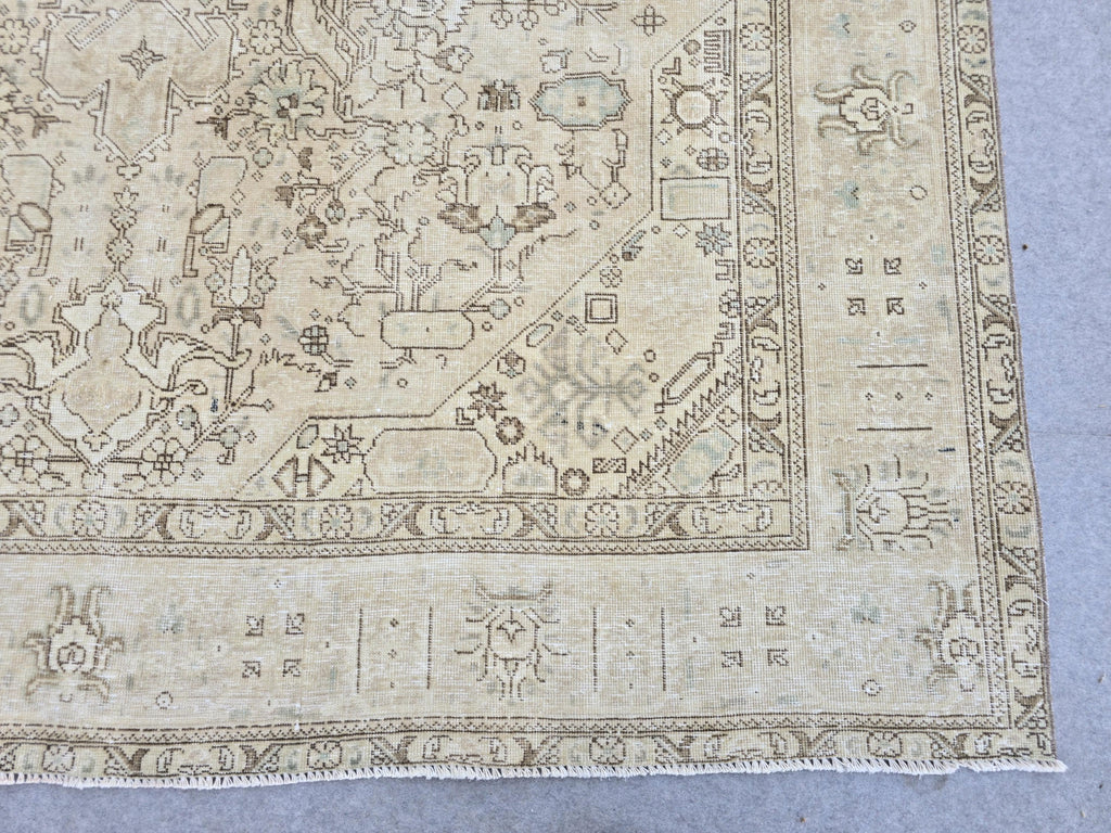 Vintage Rug 8x11 | Faded Oatmeal All Over Floral Area Rug | Hand Knotted Wool Neutral Turkish Carpet | Living Room Bedroom Boho
