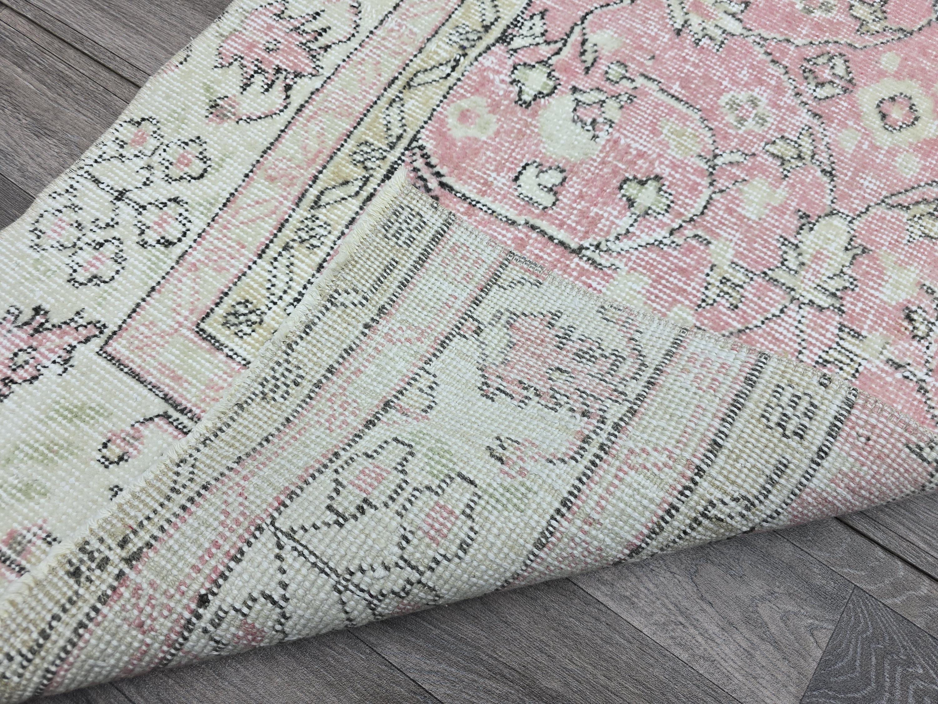 Vintage Turkish Runner Rug: Pink Oushak Wool Hallway Carpet