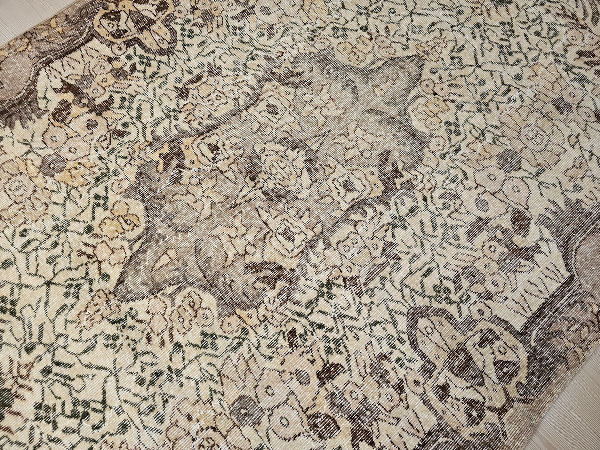 Hand Knotted Wool Turkish Oushak Rug 6x9: Vintage Anatolian Design