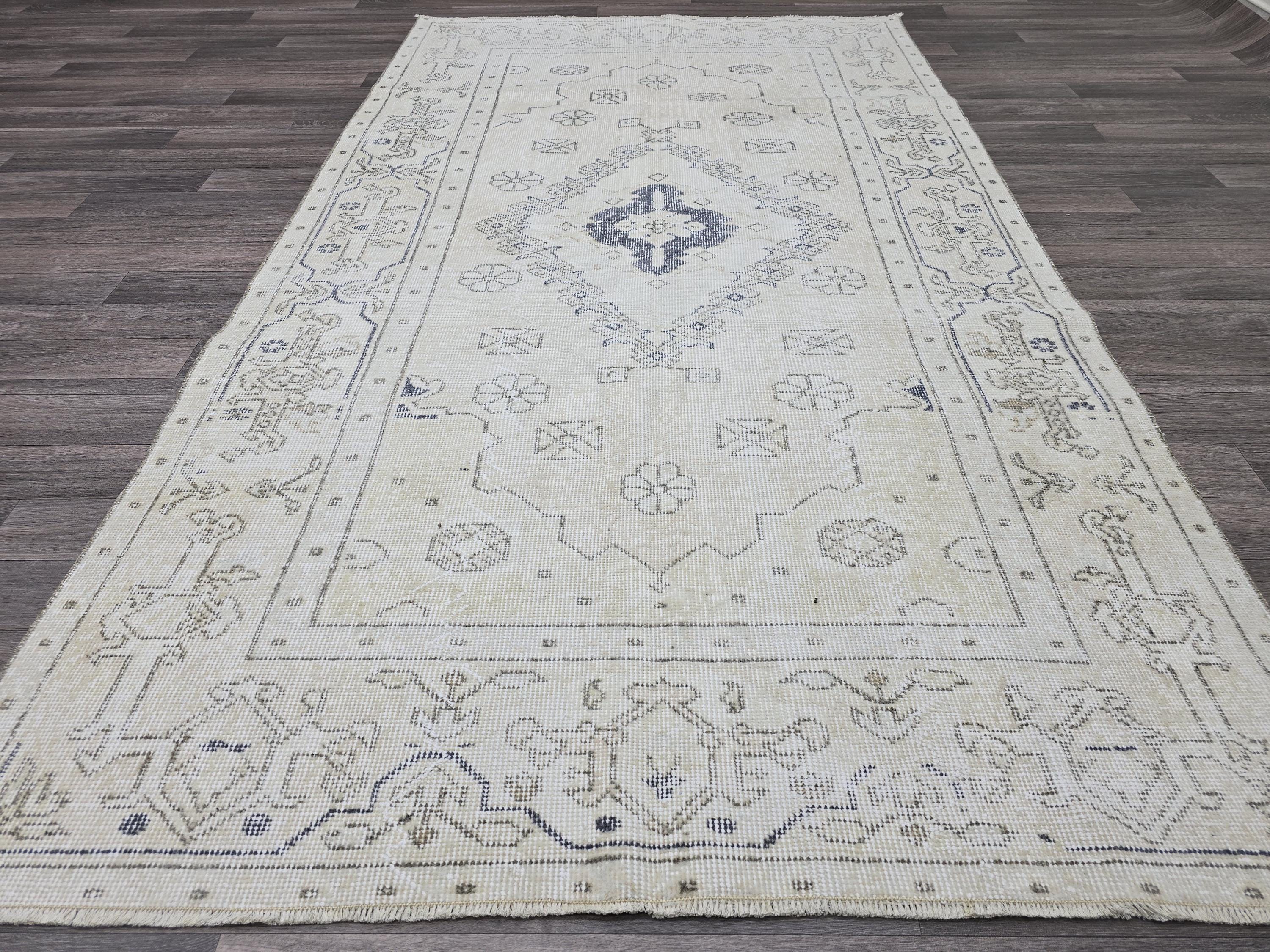4x7 Oushak Rug - Neutral Vintage Turkish Rug: 4.3x7.7ft Hand-Knotted Wool Rug