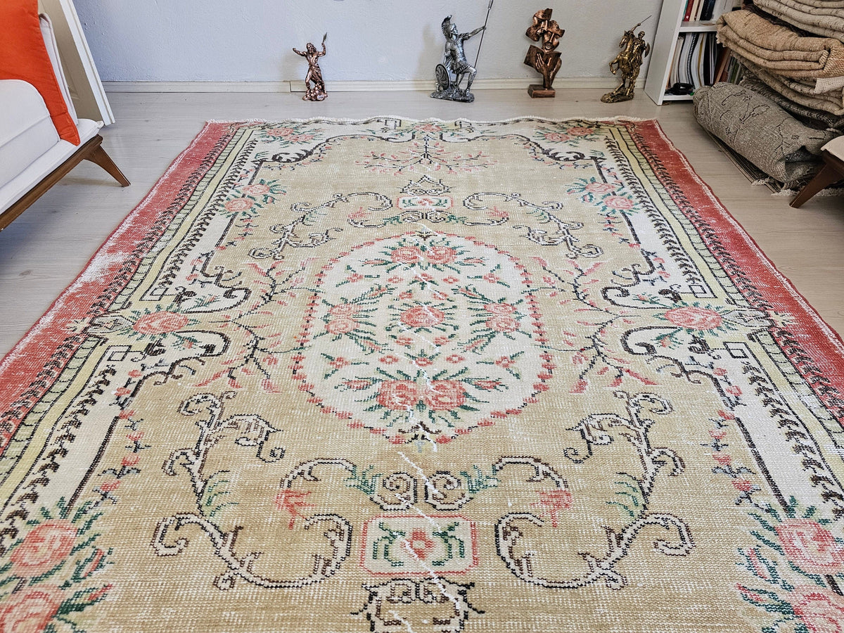 6x9 Hand Knotted Wool Vintage Turkish Isparta Rug
