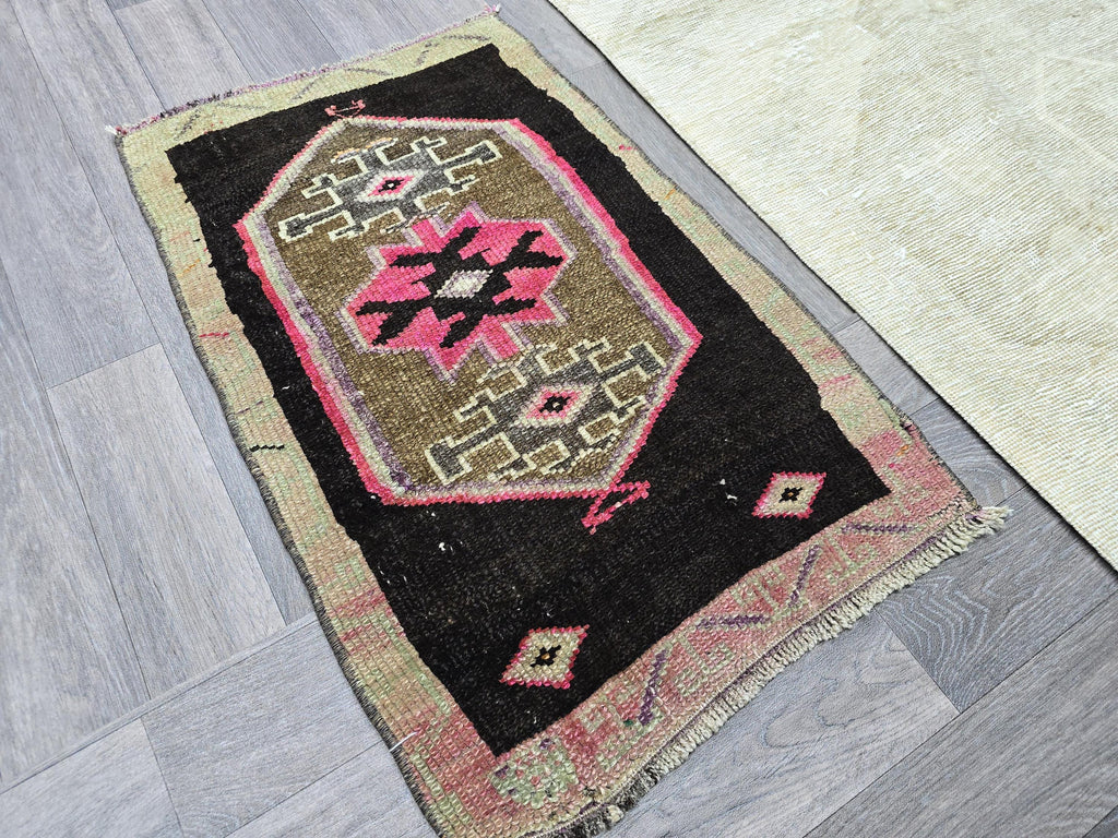 Vintage Turkish Wool Rug: Black & Pink Geometric Oushak Doormat (2x3 ft)