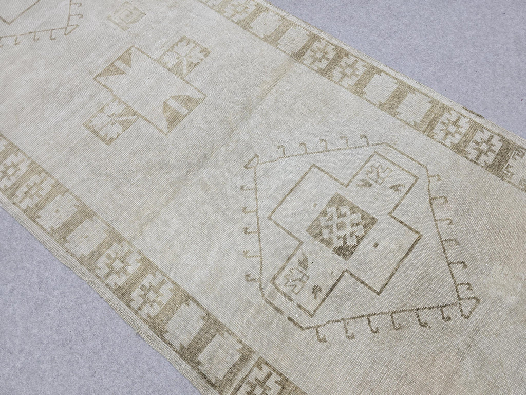 Oushak Rug 4x12, Neutral Runner Rug, Faded Hand Knotted Wool Turkish Runner, Muted Beige Hallway Rug, Vintage Boho Stair Neutral Runner
